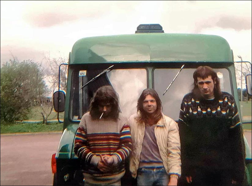 Assault On Scotland: Margaret (van) with Phil Bell, Mick Pointer and Fish - April 1982 - Photo by Stef Jeffery Depolla